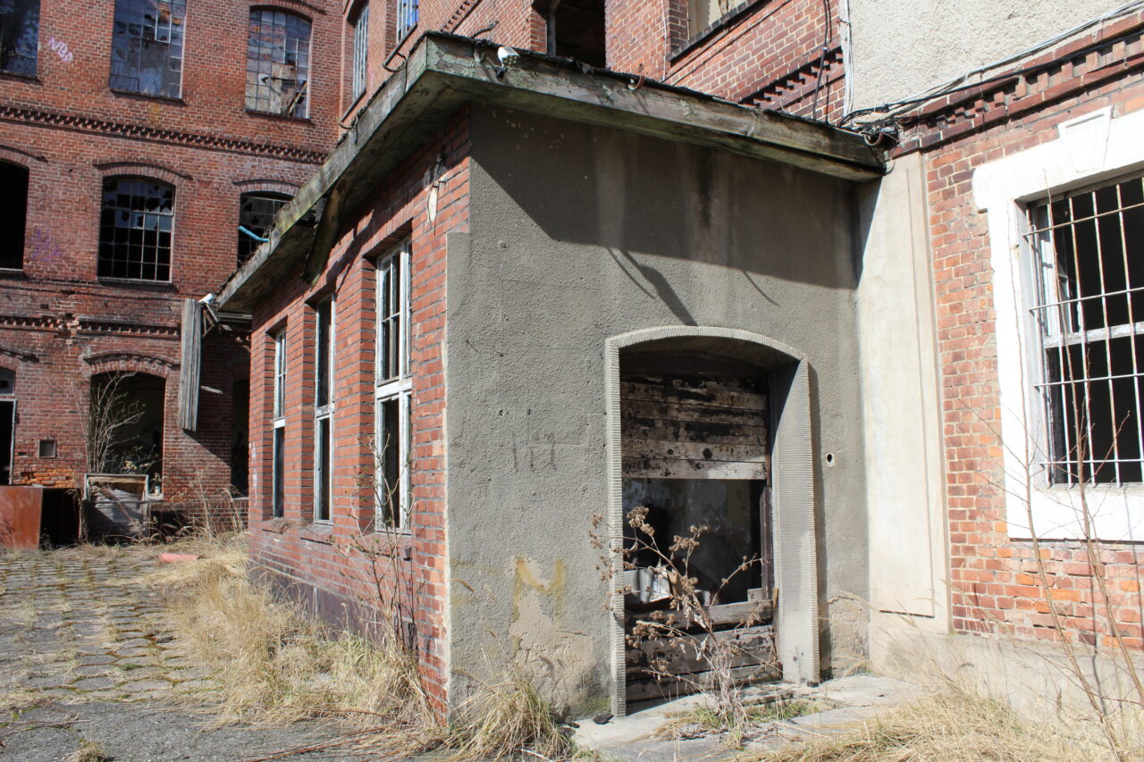 Fabryka welur w Kietrzu - KSUrbex