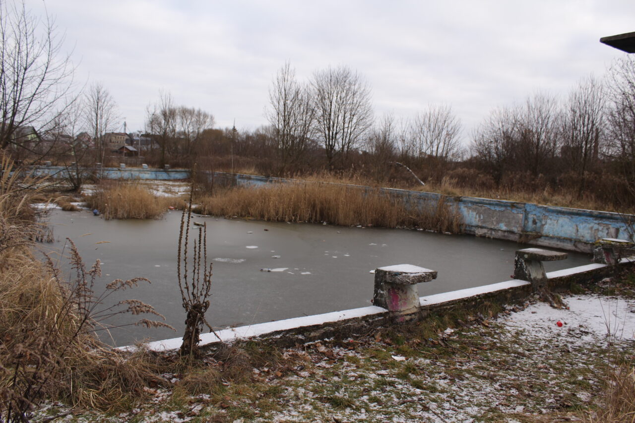 Opuszczony basen w Kietrzu woj. Opolskie - Ekspolracja KS URBEX