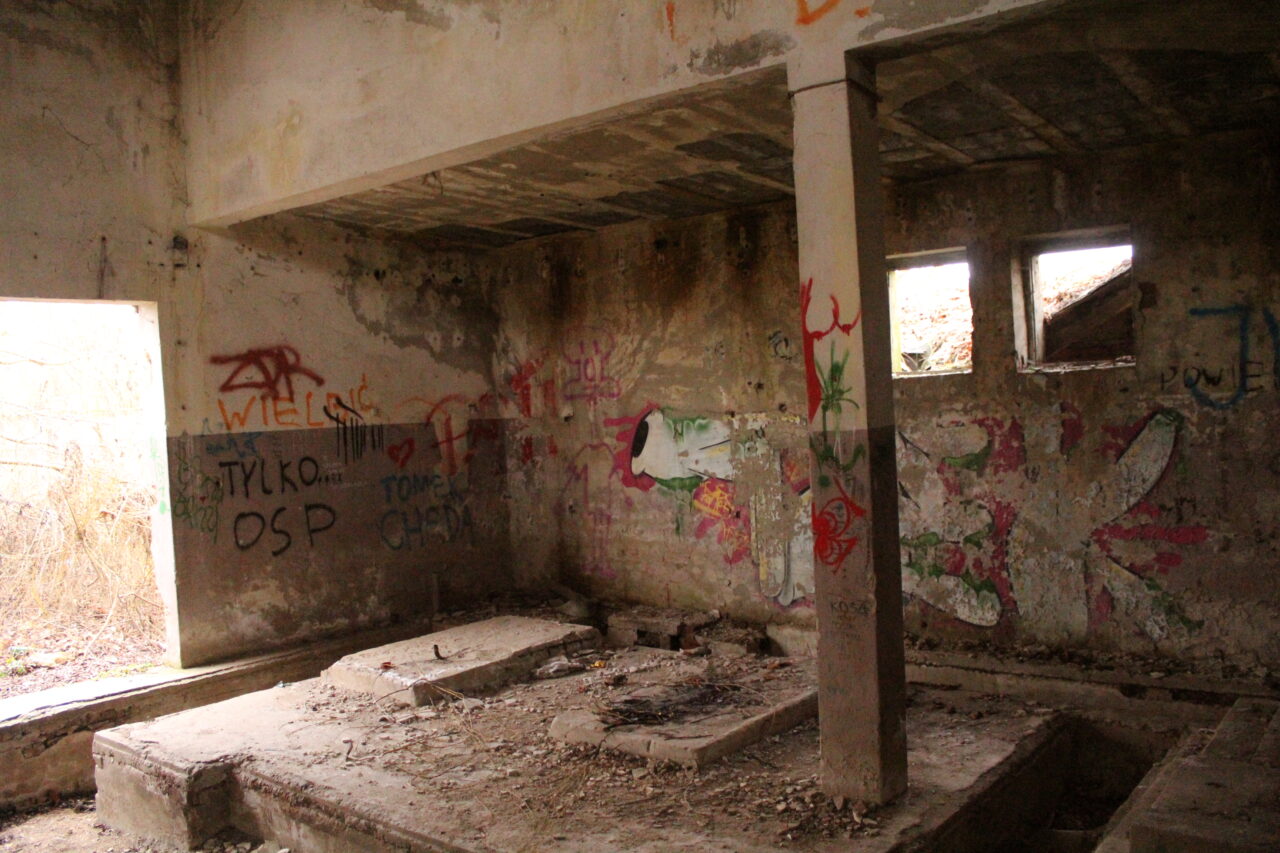 Opuszczony basen w Kietrzu woj. Opolskie - Ekspolracja KS URBEX