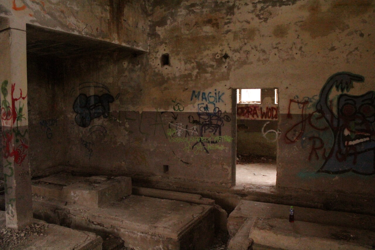 Opuszczony basen w Kietrzu woj. Opolskie - Ekspolracja KS URBEX