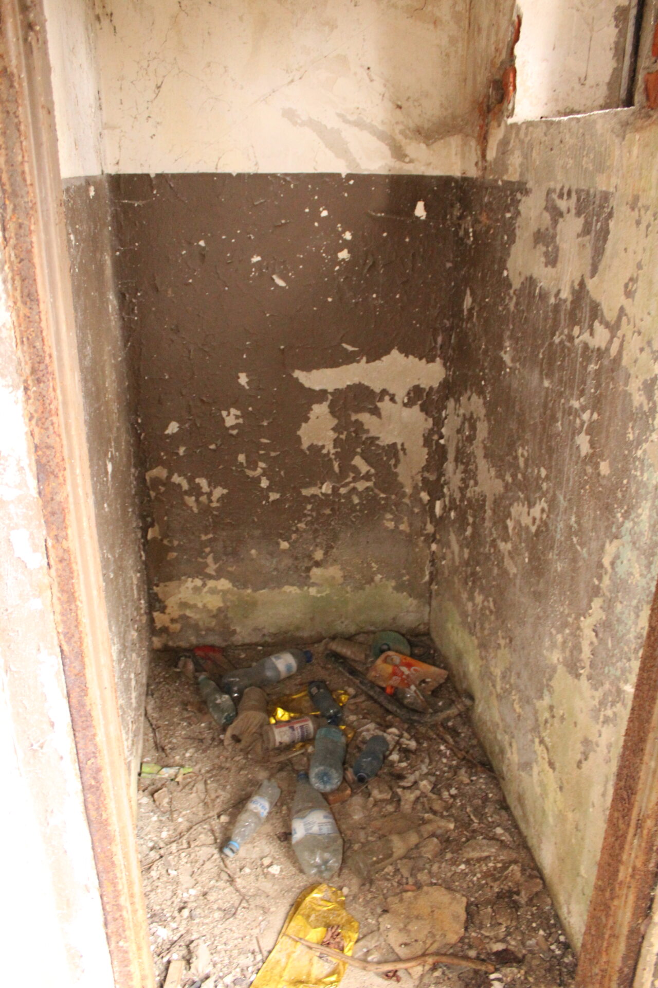 Opuszczony basen w Kietrzu woj. Opolskie - Ekspolracja KS URBEX