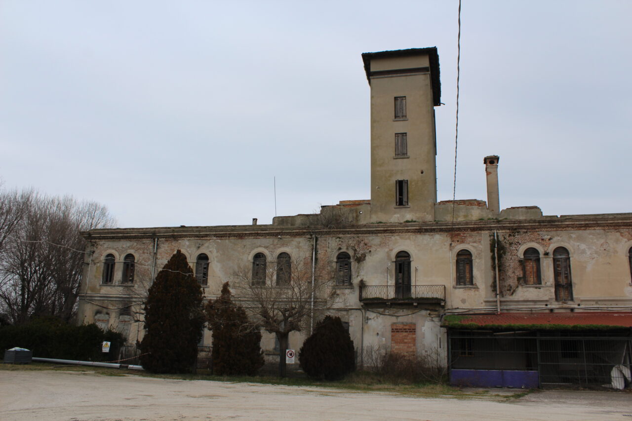 Ca' Pasquali cavallino - Opuszczony budynek we włoszech