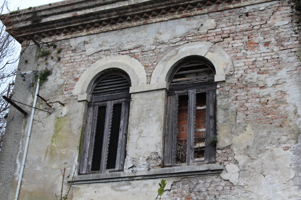 Ca' Pasquali cavallino - Opuszczony budynek we włoszech