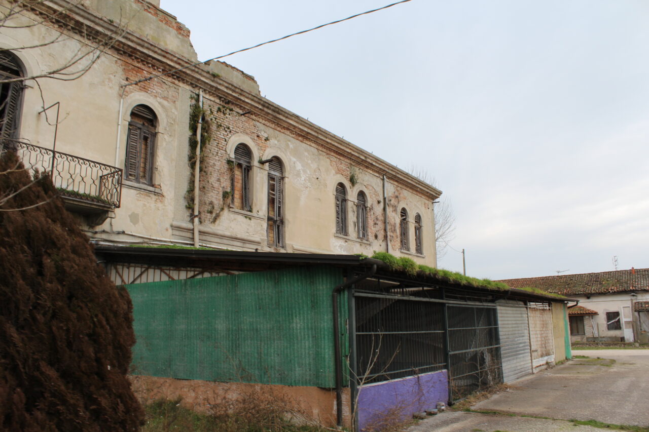 Ca' Pasquali cavallino - Opuszczony budynek we włoszech