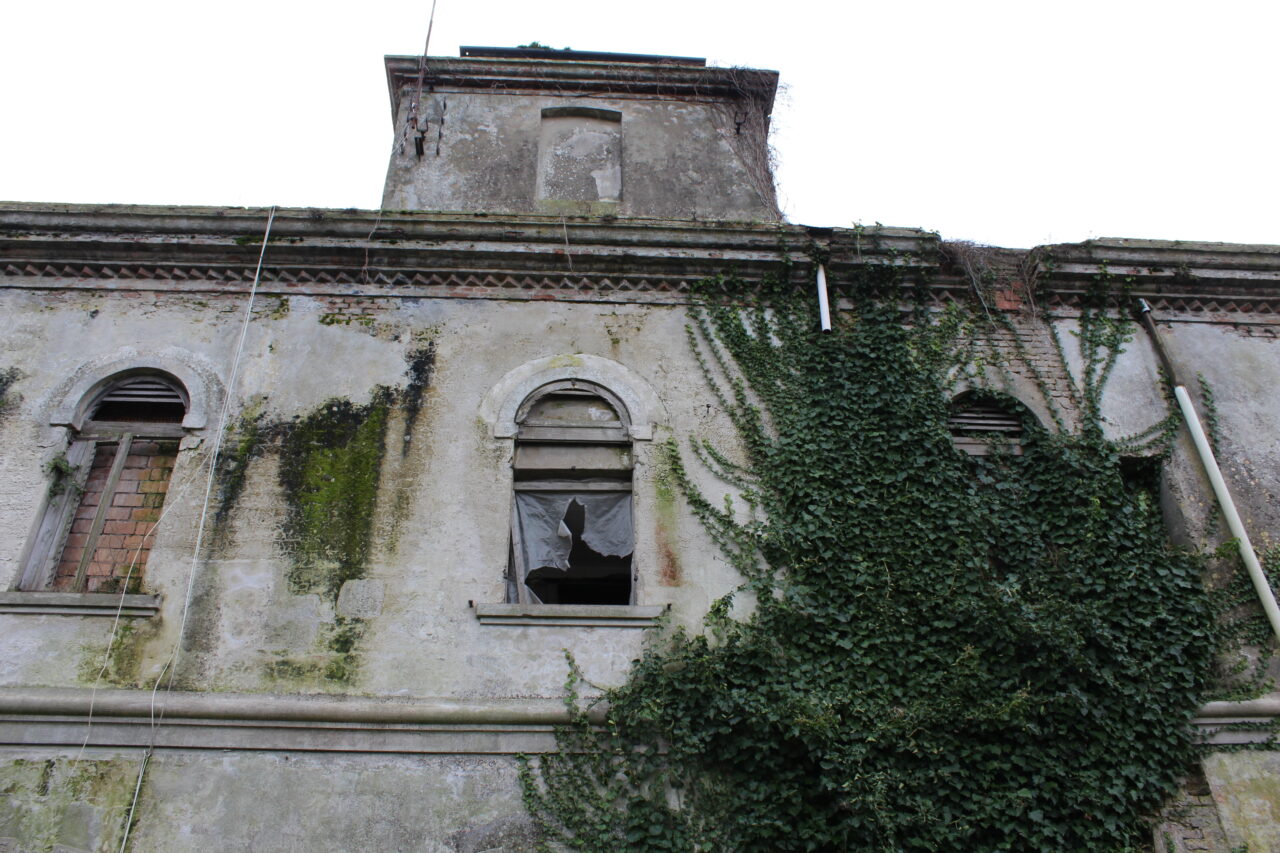 Ca' Pasquali cavallino - Opuszczony budynek we włoszech