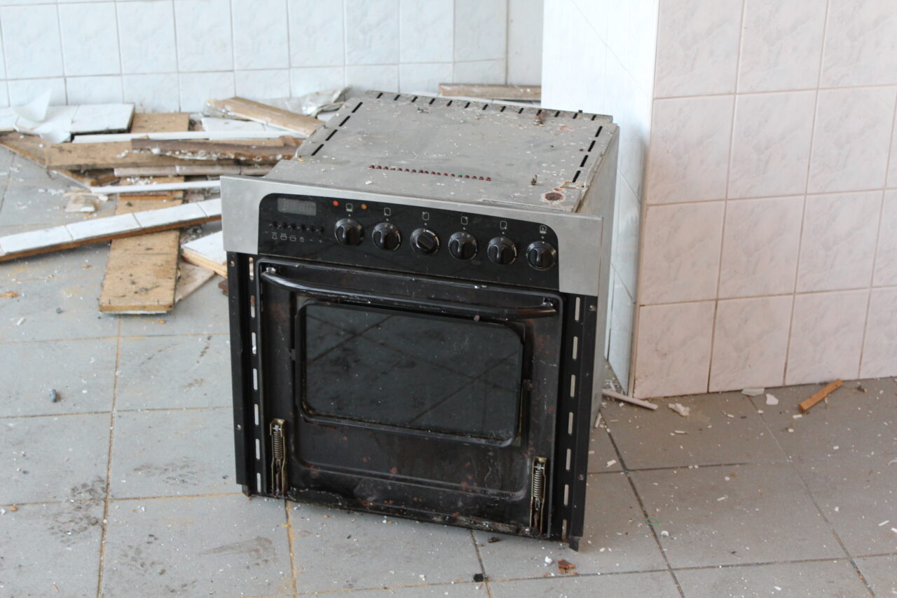 Opuszczone budynki szkoły / uczelni w Katowicach na terenach MTK - KS URBEX