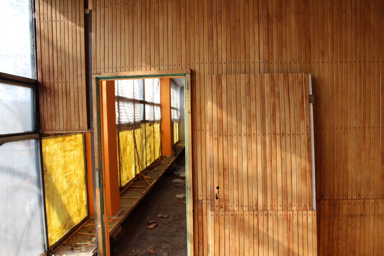 Opuszczone budynki szkoły / uczelni w Katowicach na terenach MTK - KS URBEX