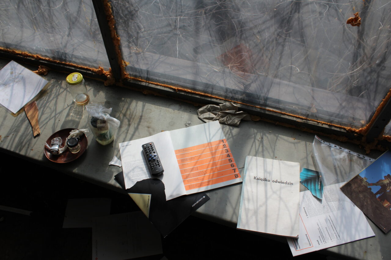 Opuszczone budynki szkoły / uczelni w Katowicach na terenach MTK - KS URBEX