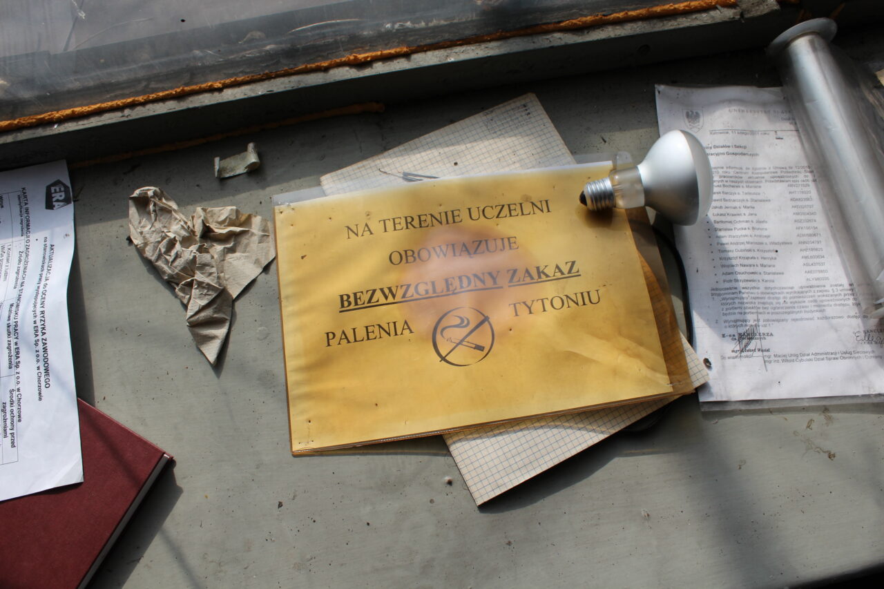 Opuszczone budynki szkoły / uczelni w Katowicach na terenach MTK - KS URBEX