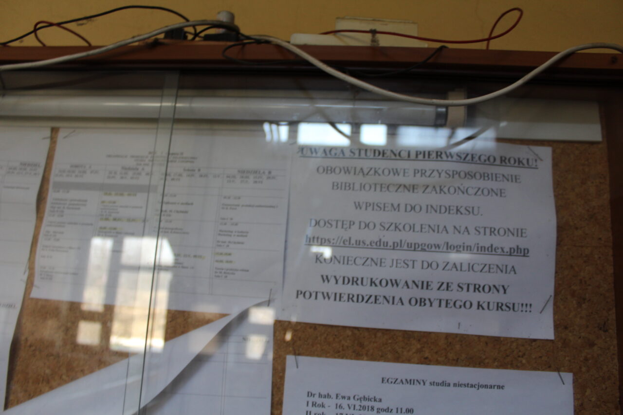 Opuszczone budynki szkoły / uczelni w Katowicach na terenach MTK - KS URBEX