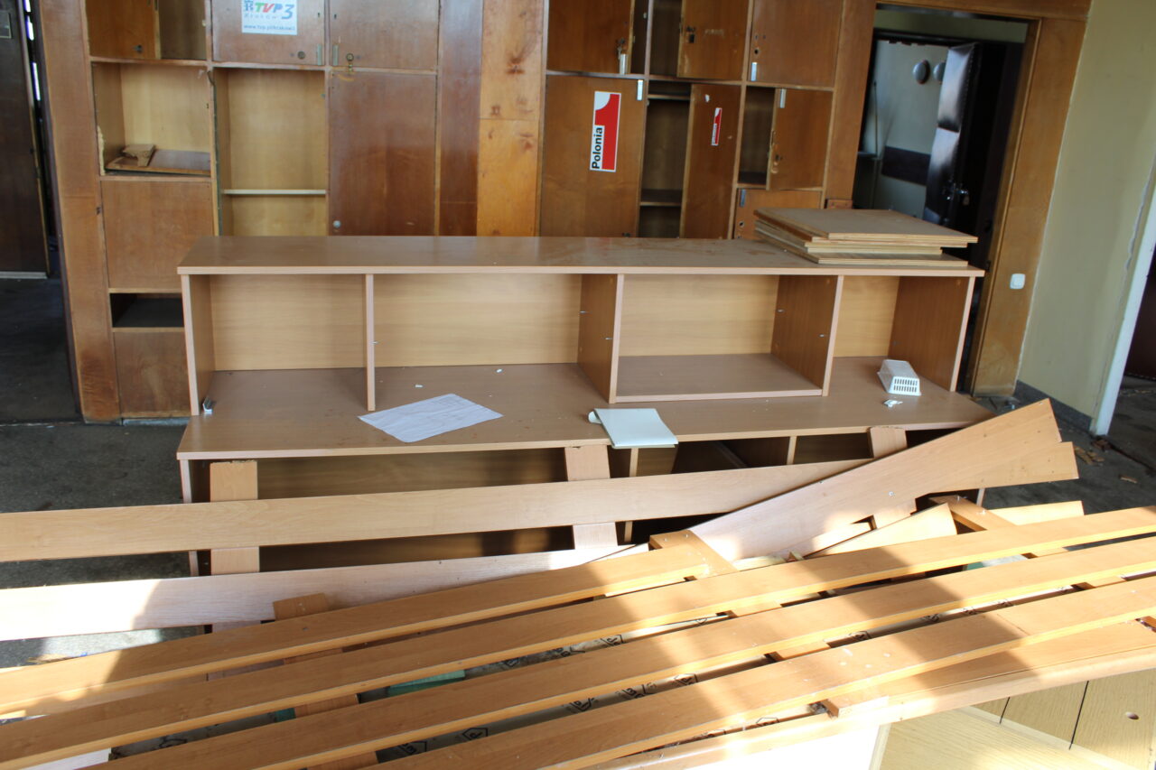 Opuszczone budynki szkoły / uczelni w Katowicach na terenach MTK - KS URBEX