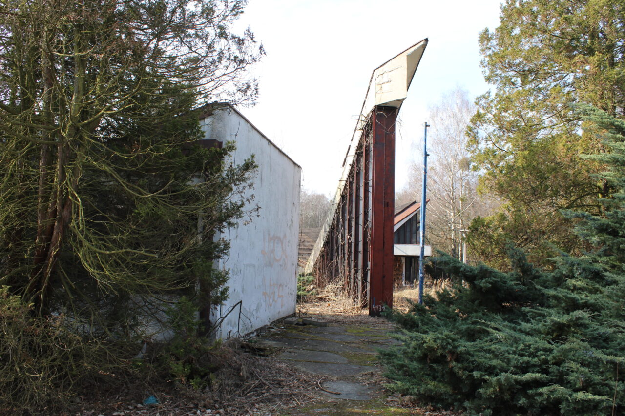 Opuszczone budynki i hale po międzynarodowych targach Katowickich MTK - KS URBEX