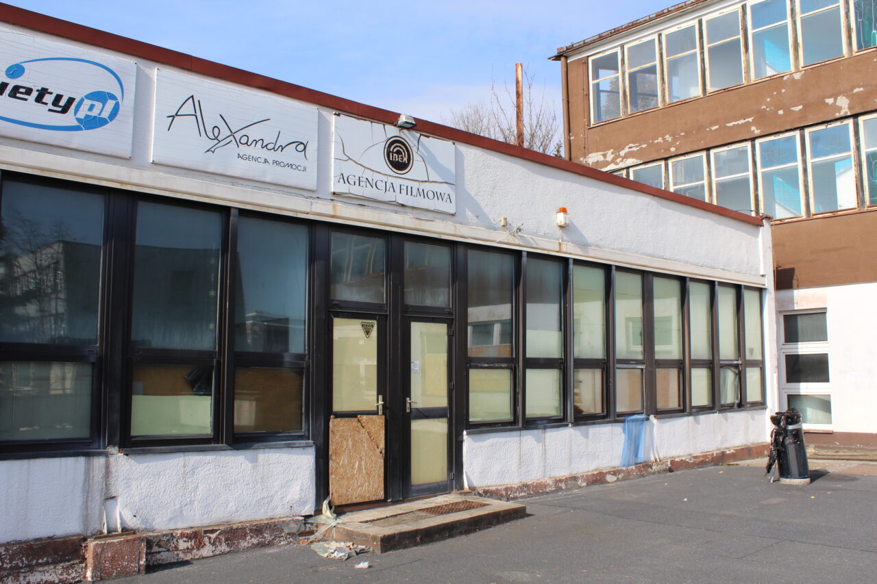 Opuszczone budynki i hale po międzynarodowych targach Katowickich MTK - KS URBEX