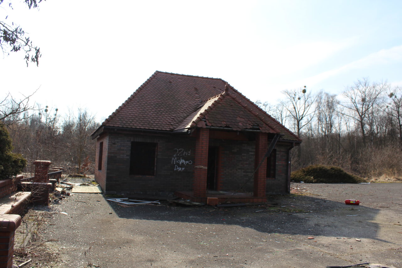 Opuszczone budynki i hale po międzynarodowych targach Katowickich MTK - KS URBEX