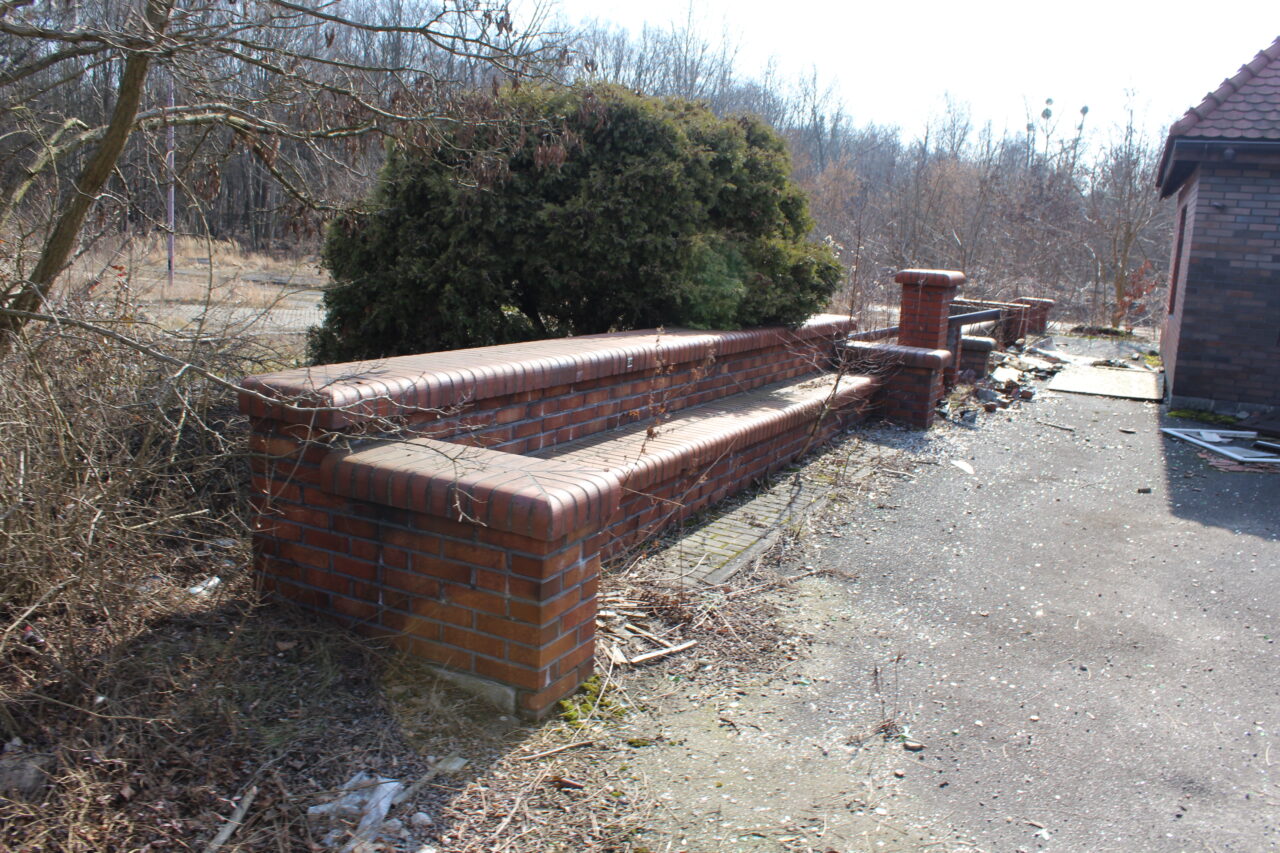 Opuszczone budynki i hale po międzynarodowych targach Katowickich MTK - KS URBEX