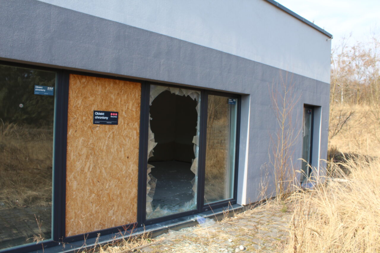 Opuszczone budynki i hale po międzynarodowych targach Katowickich MTK - KS URBEX