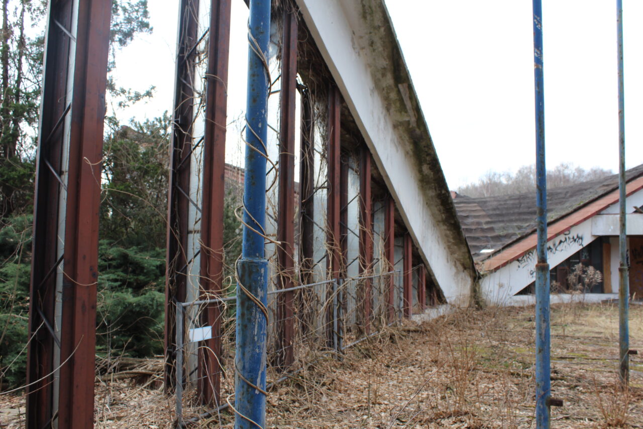 Opuszczone budynki i hale po międzynarodowych targach Katowickich MTK - KS URBEX