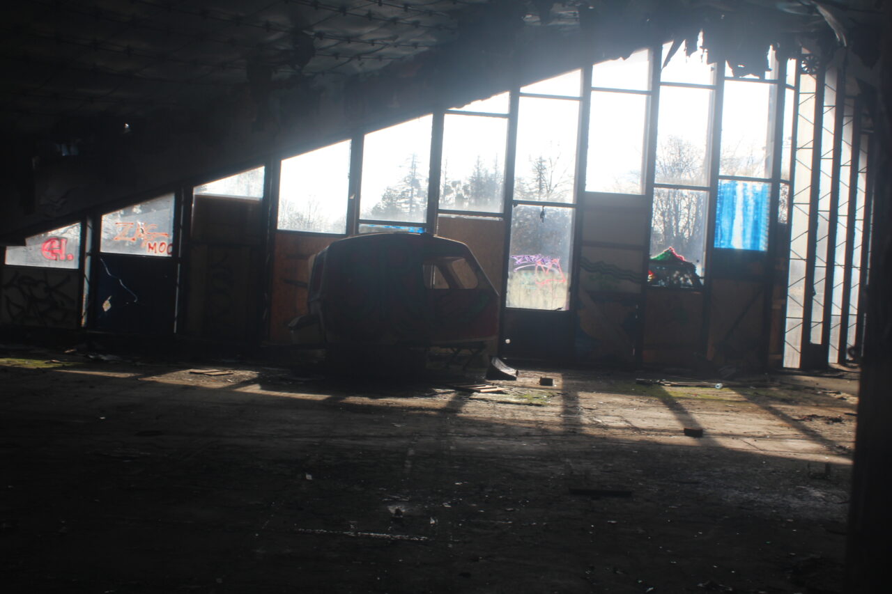 Opuszczone budynki i hale po międzynarodowych targach Katowickich MTK - KS URBEX