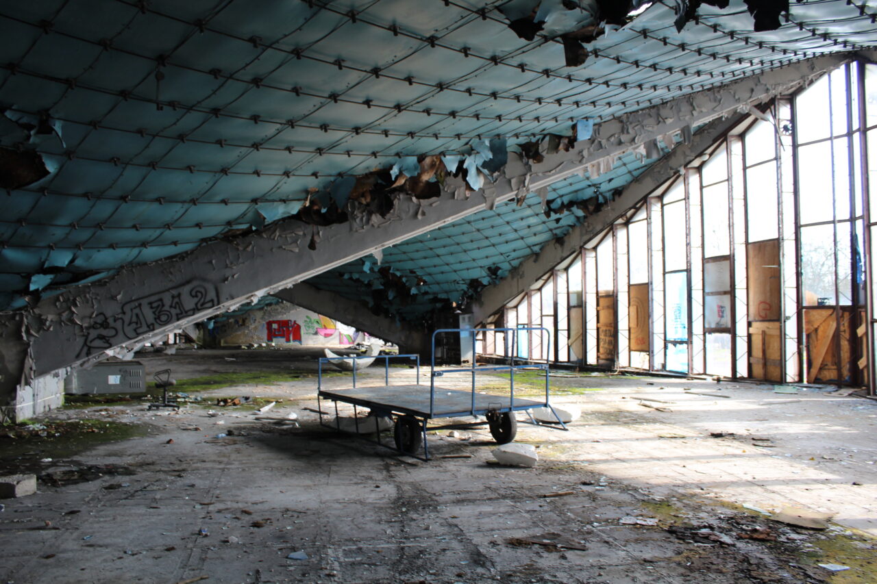 Opuszczone budynki i hale po międzynarodowych targach Katowickich MTK - KS URBEX
