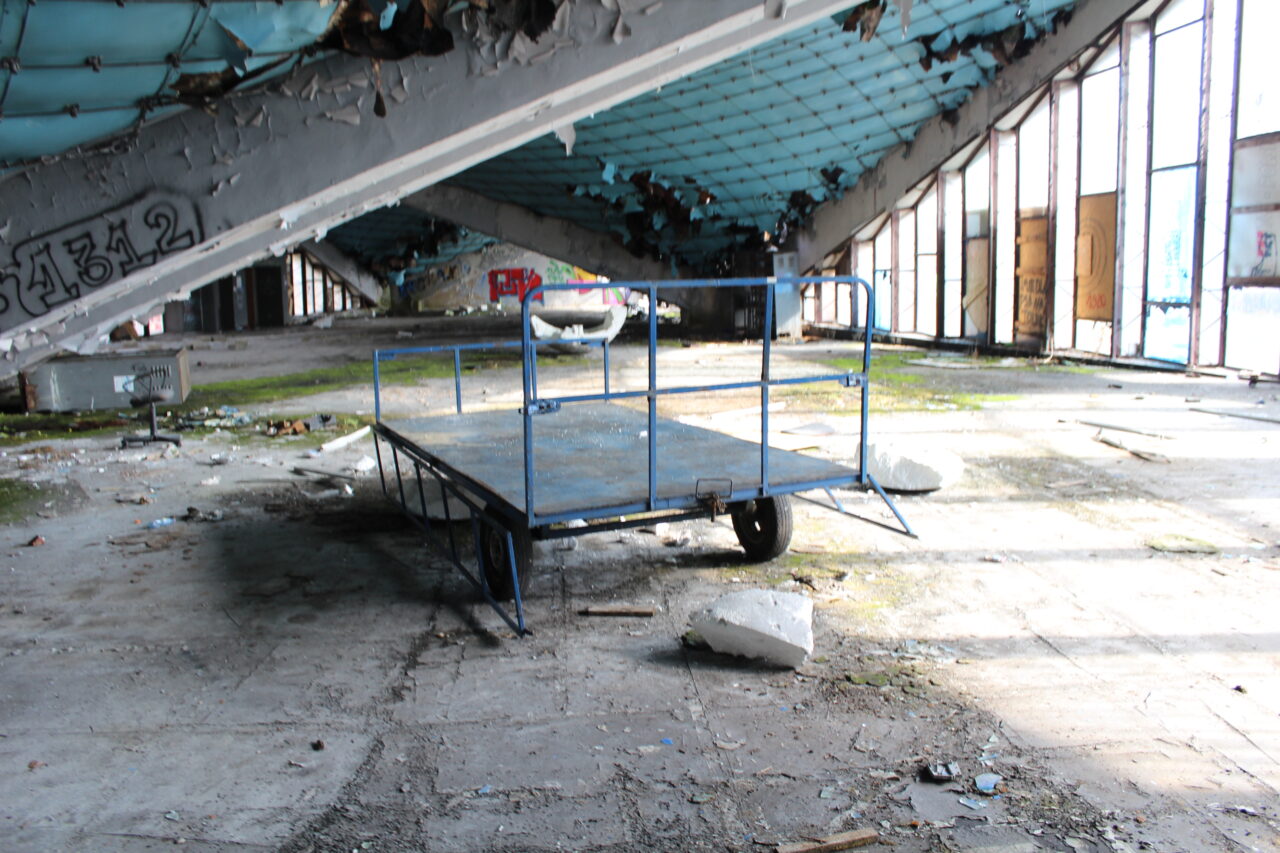 Opuszczone budynki i hale po międzynarodowych targach Katowickich MTK - KS URBEX