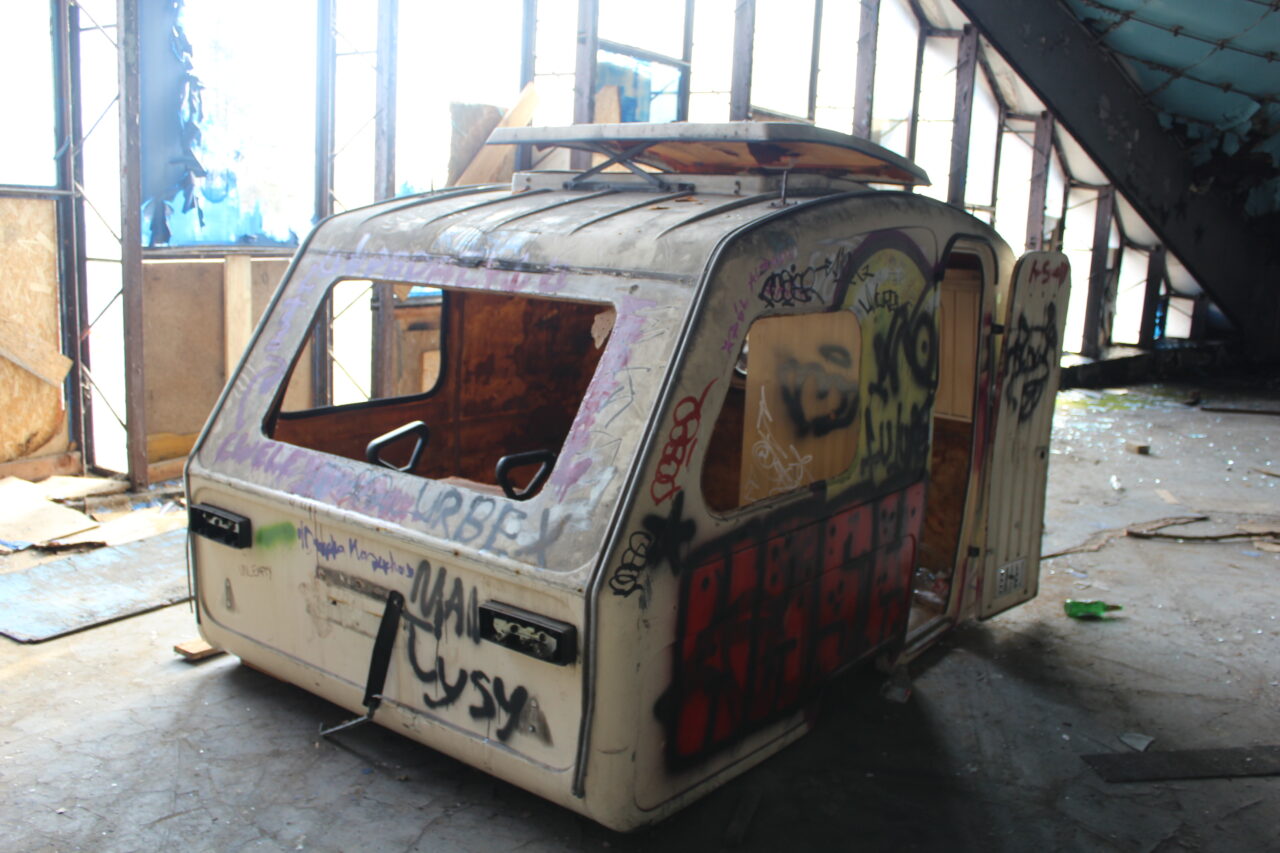 Opuszczone budynki i hale po międzynarodowych targach Katowickich MTK - KS URBEX