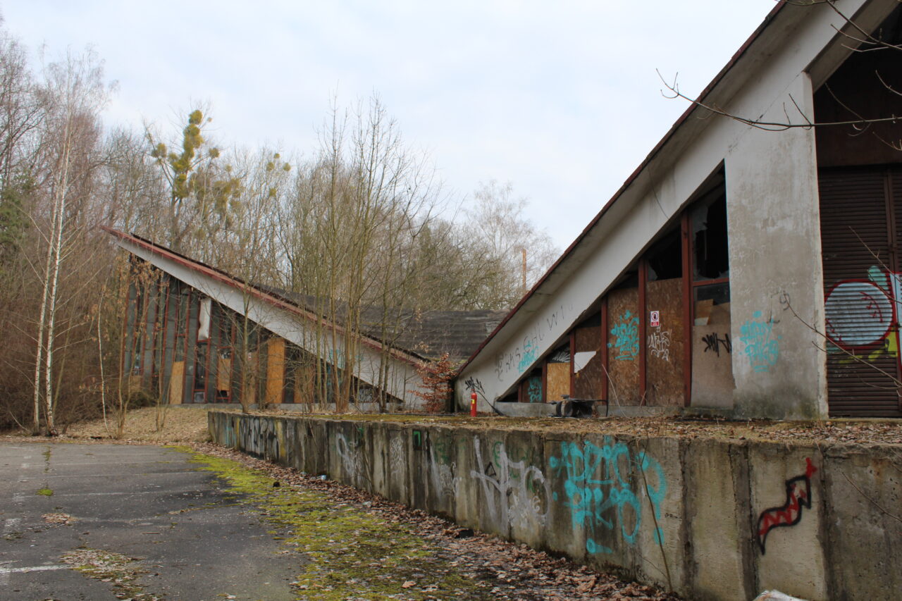Opuszczone budynki i hale po międzynarodowych targach Katowickich MTK - KS URBEX