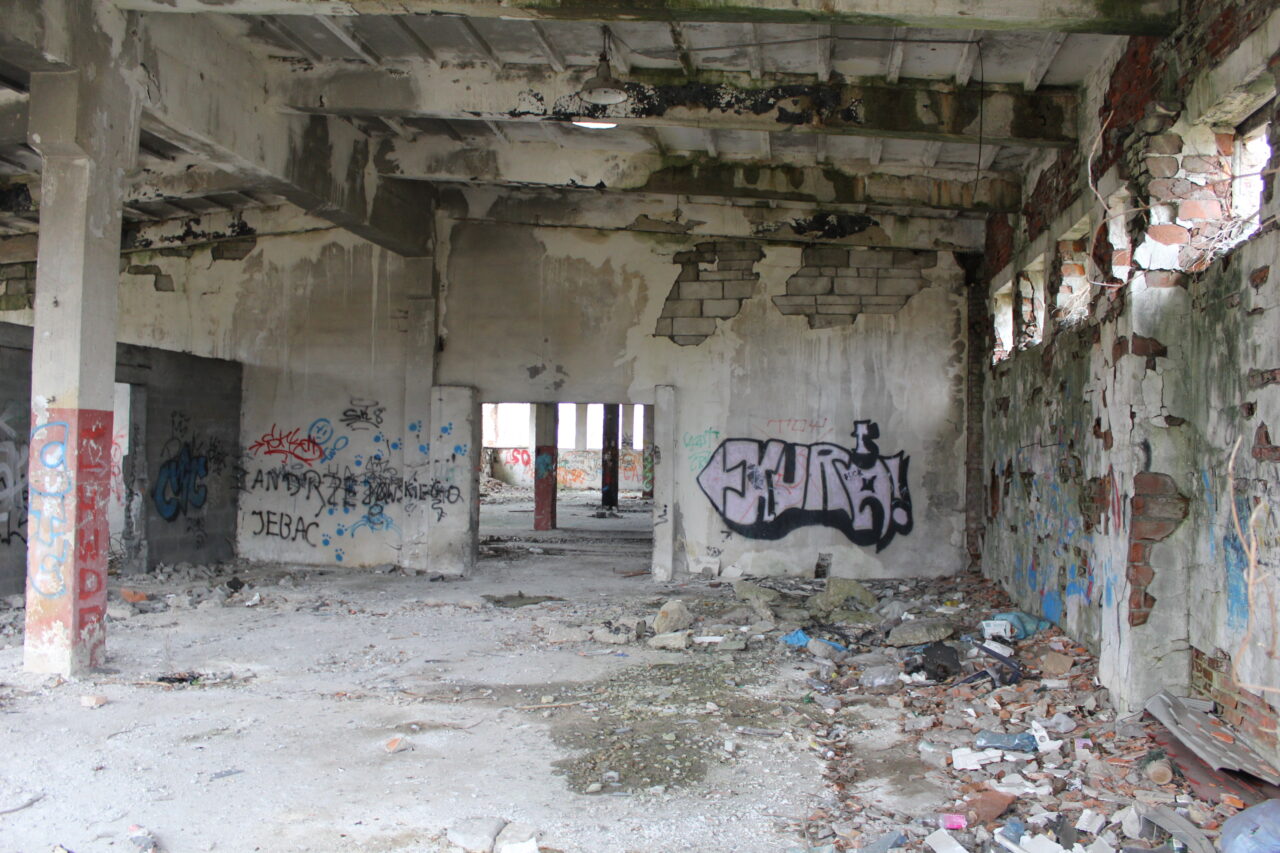 Opuszczone budynki po dawnej betoniarni w Gogolinie -KSURBEX