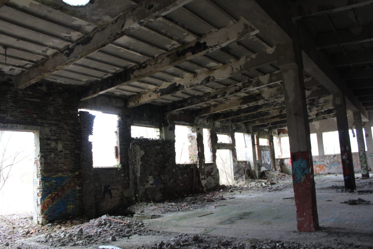 Opuszczone budynki po dawnej betoniarni w Gogolinie -KSURBEX