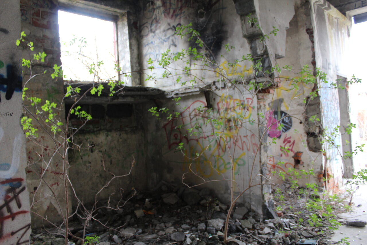 Opuszczone budynki po dawnej betoniarni w Gogolinie -KSURBEX